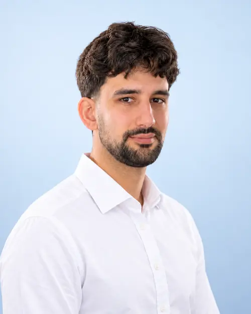 Jaroslav — Hardware & IoT